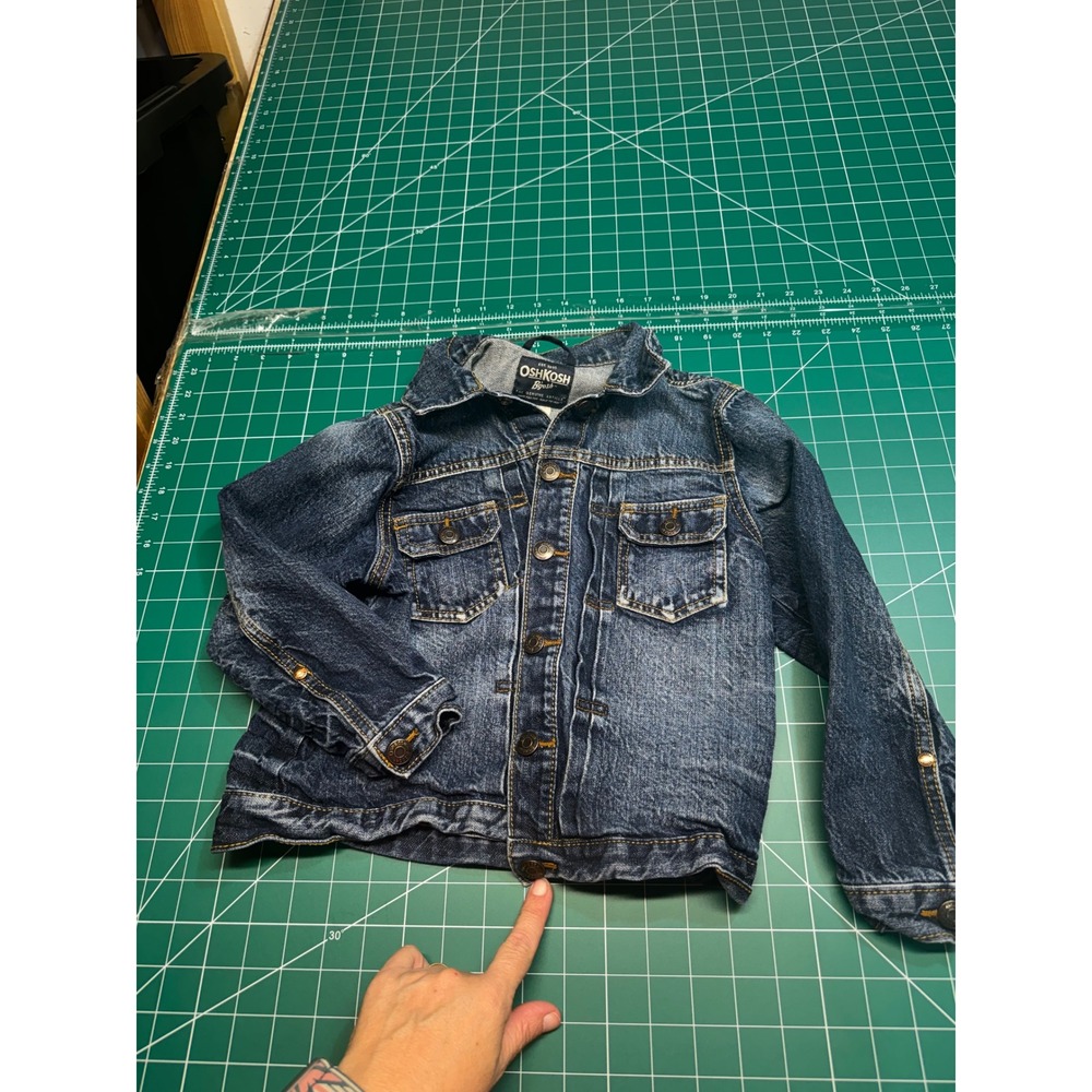 OshKosh Bgosh Kids Blue Denim Trucker Jacket Medium Wash Size 7